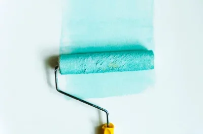 Peinture intérieure à Saint-Pierre-de-Mons — murs, plafonds et boiseries